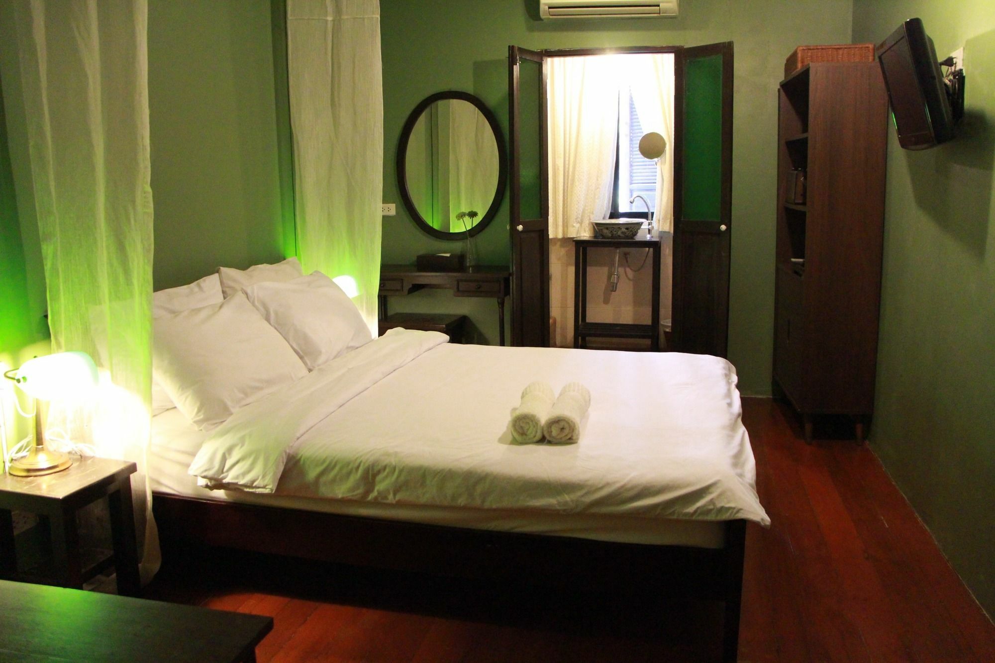 Niras Bankoc Hostel Bangkok Exteriör bild